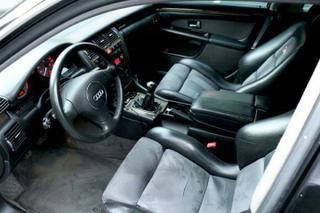 Illustration for article titled For $15,000, This 2003 Audi S8 Will Let You Stick Around